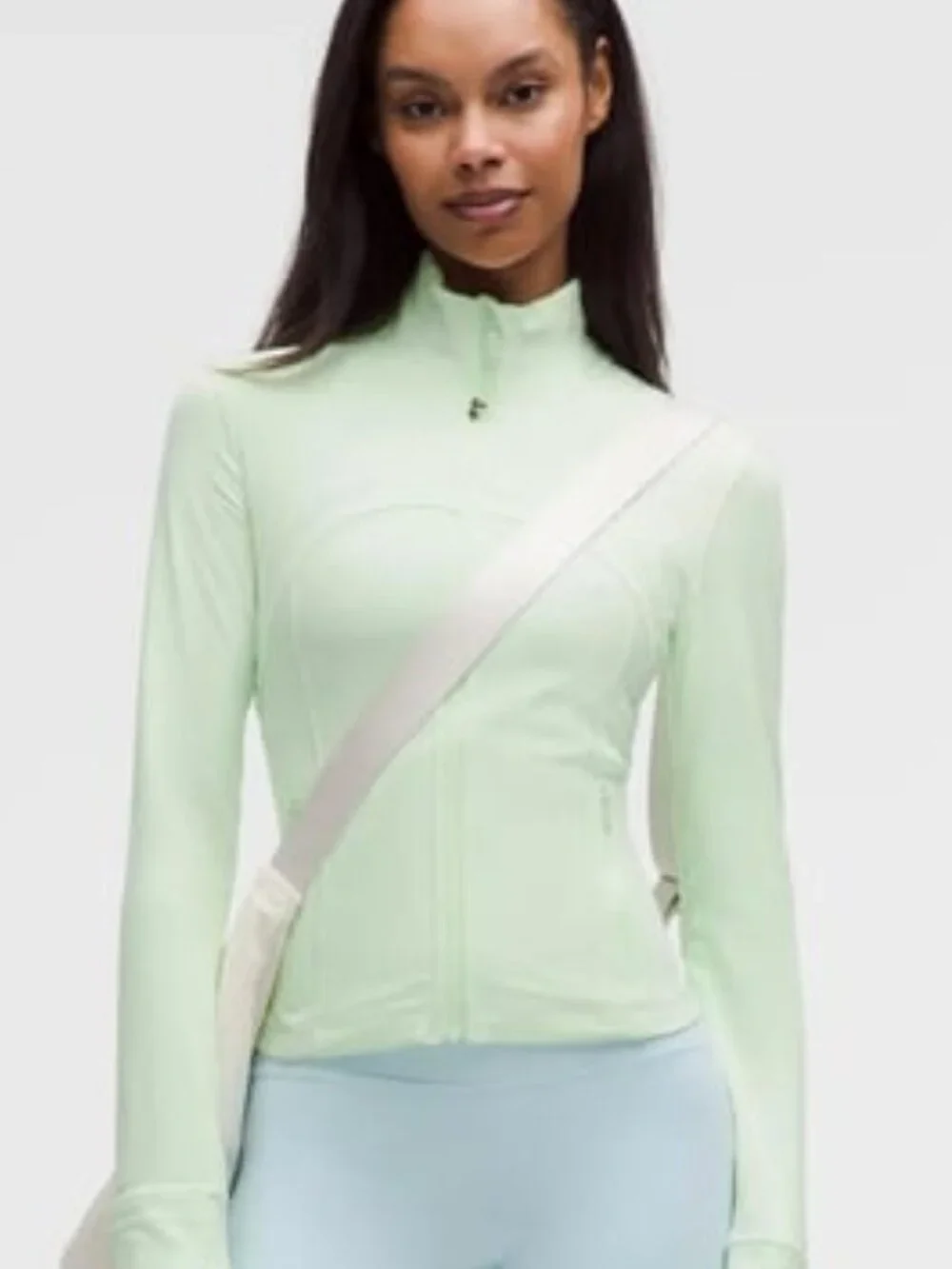 Matcha magic define cropped Lululemon size 6